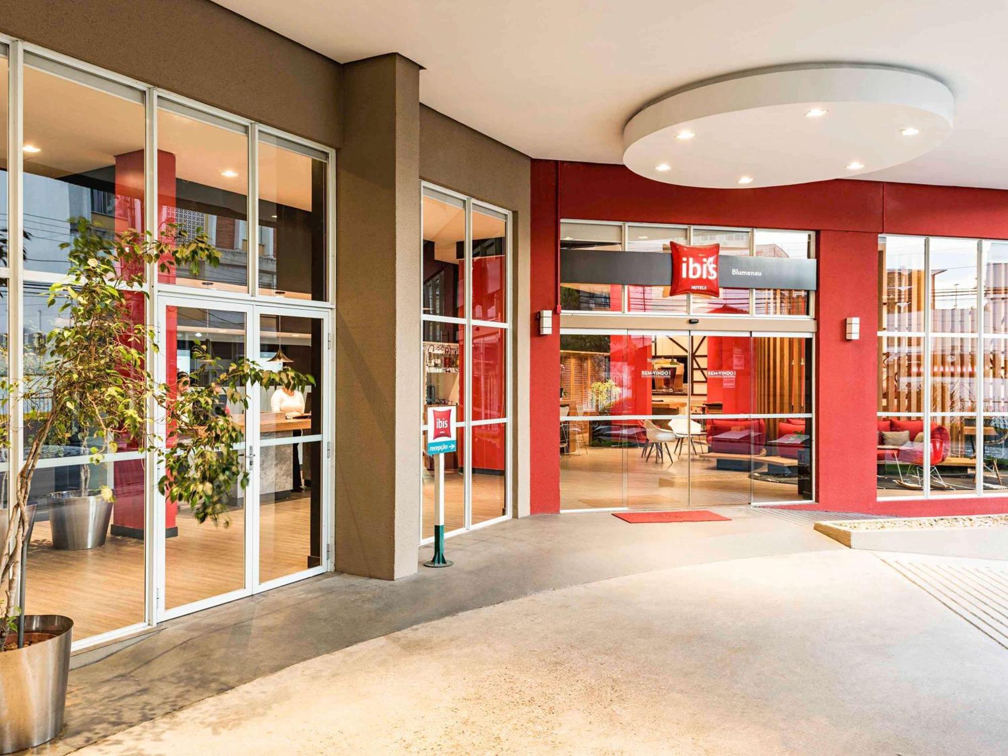 Ibis Blumenau Hotel Luaran gambar