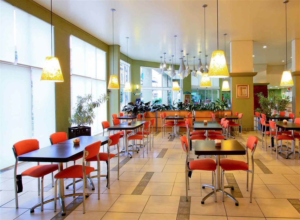 Ibis Blumenau Hotel Restoran gambar